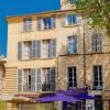 Typical Aix-en-Provence architecture